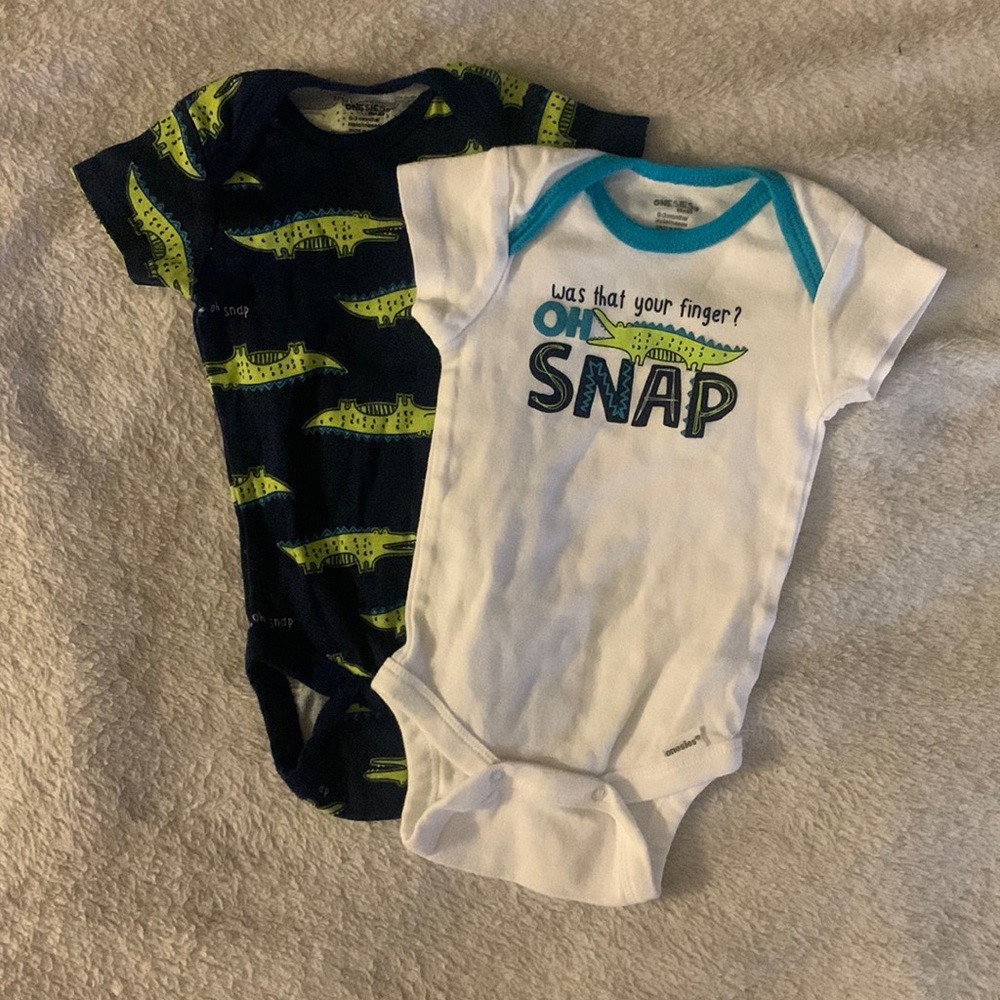 💜💜oh snap onesie set